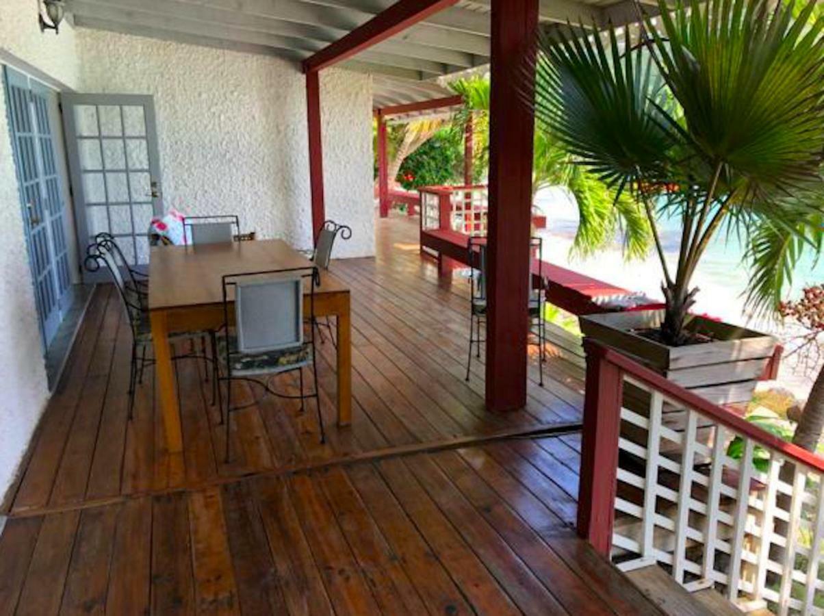 Bequia Beachfront Villa Hotel Friendship 외부 사진